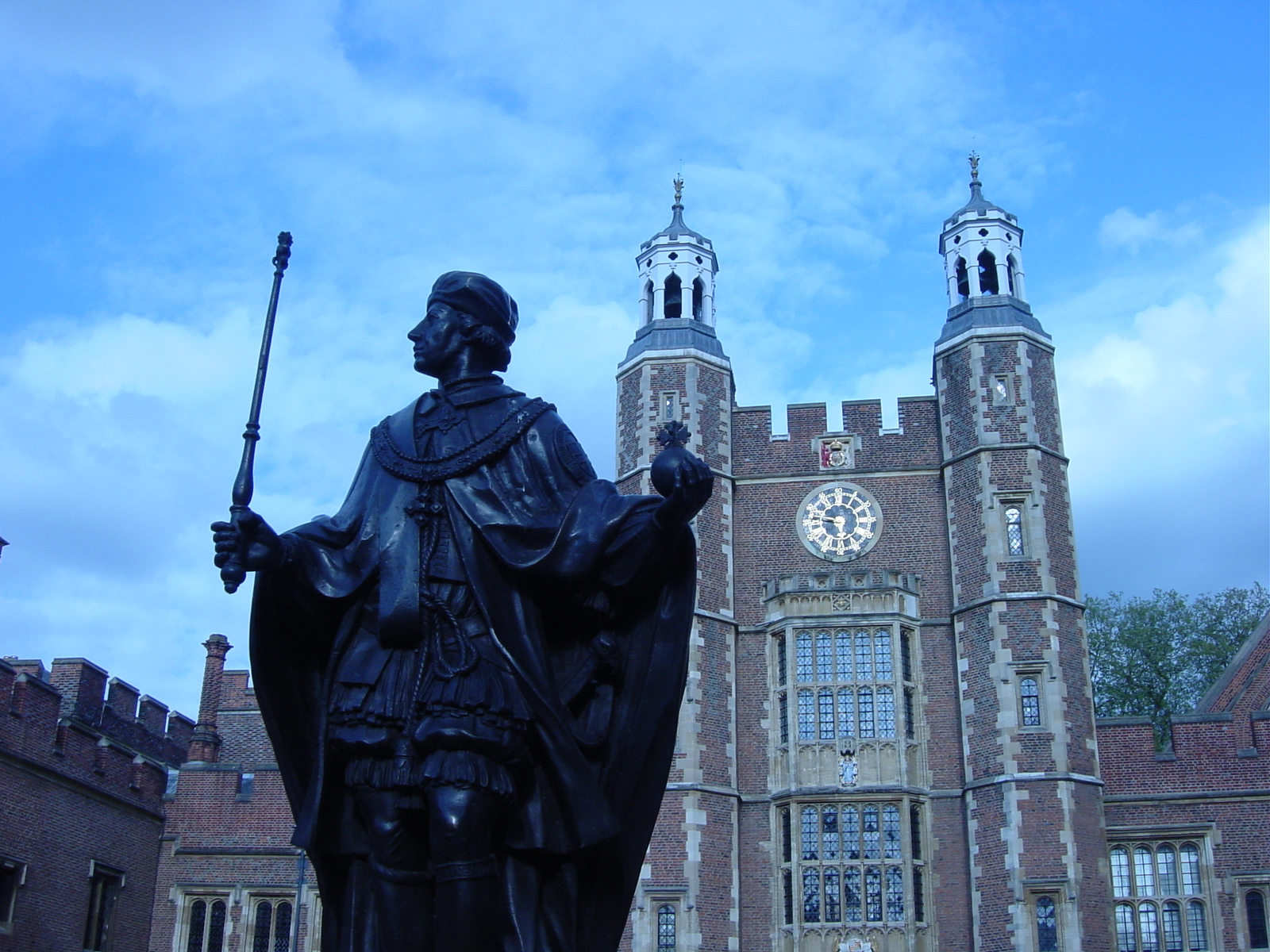 英国最美大学-布里斯托大学(组图)